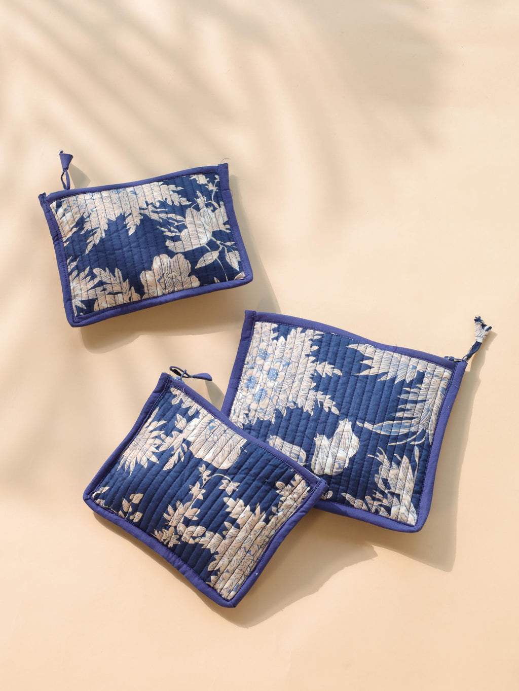 3-Piece Travel Pouch Organizer Set - Navy Blue White Floral Block Print Cosmetic & Jewelry Bags