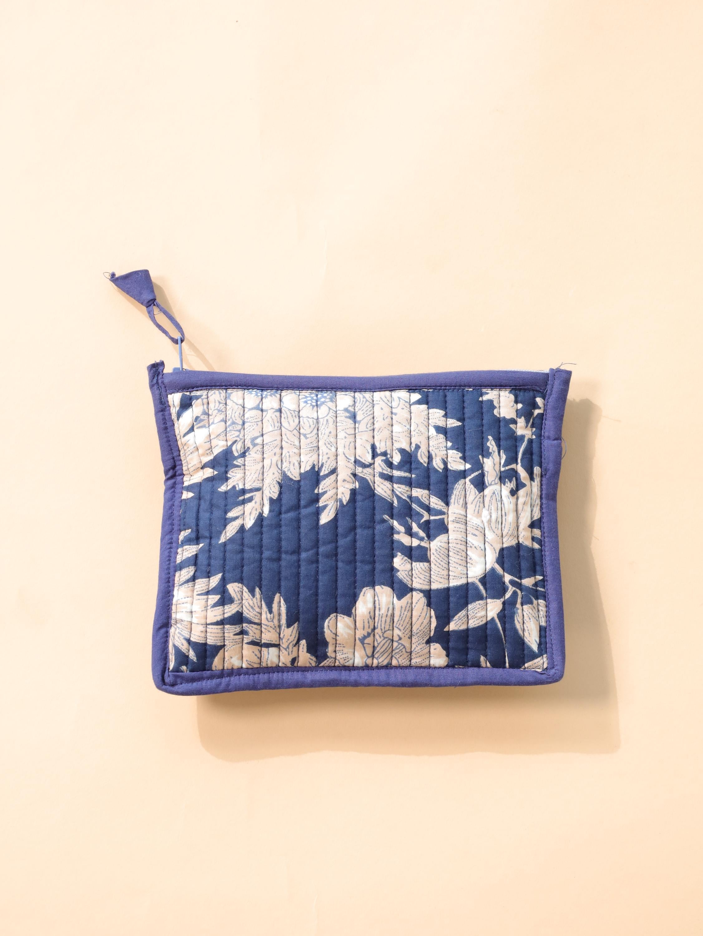 3-Piece Travel Pouch Organizer Set - Navy Blue White Floral Block Print Cosmetic & Jewelry Bags
